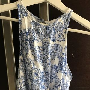 Really cute open back crop top